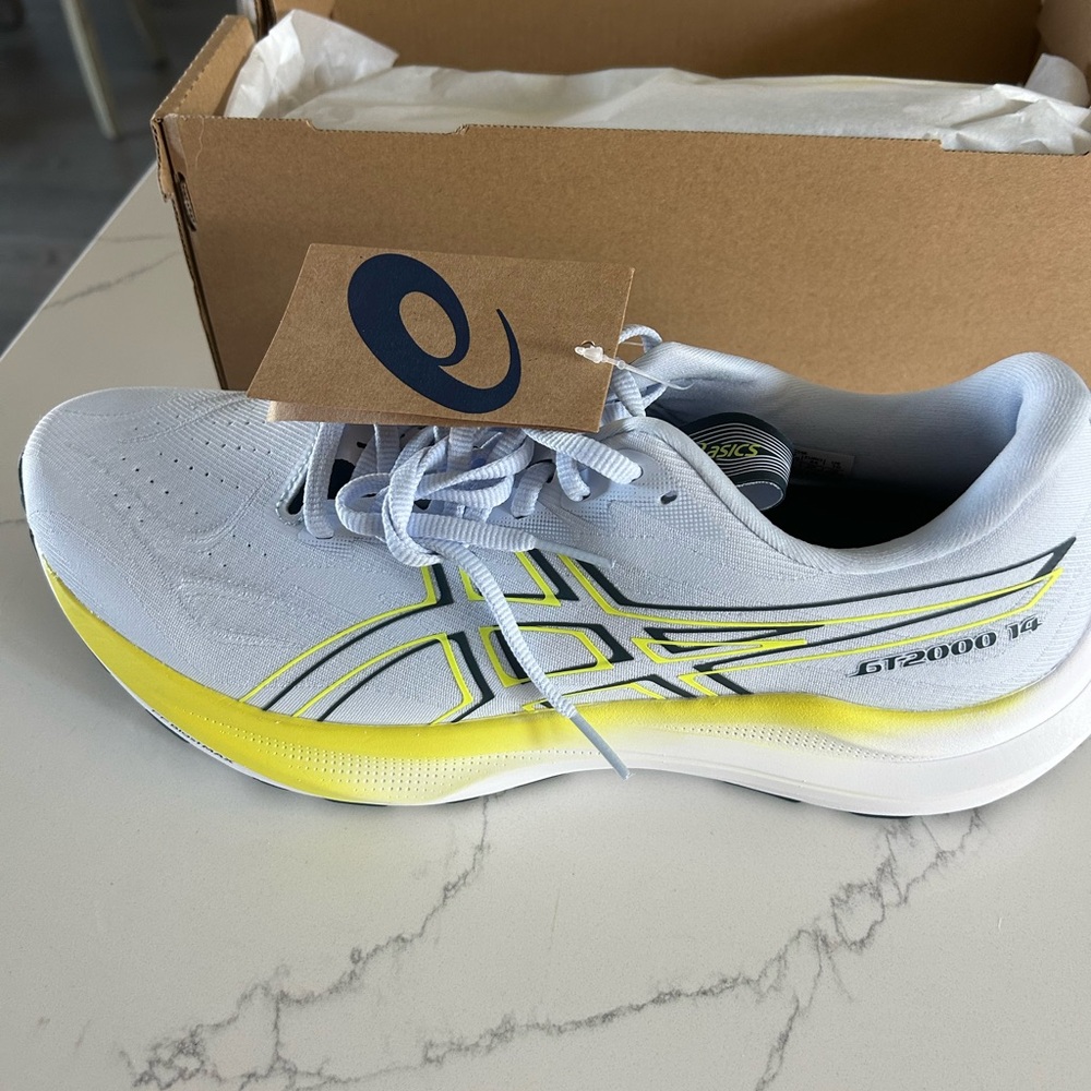 ASICS GT-2000 14 Blue Fade Running Shoes NWT